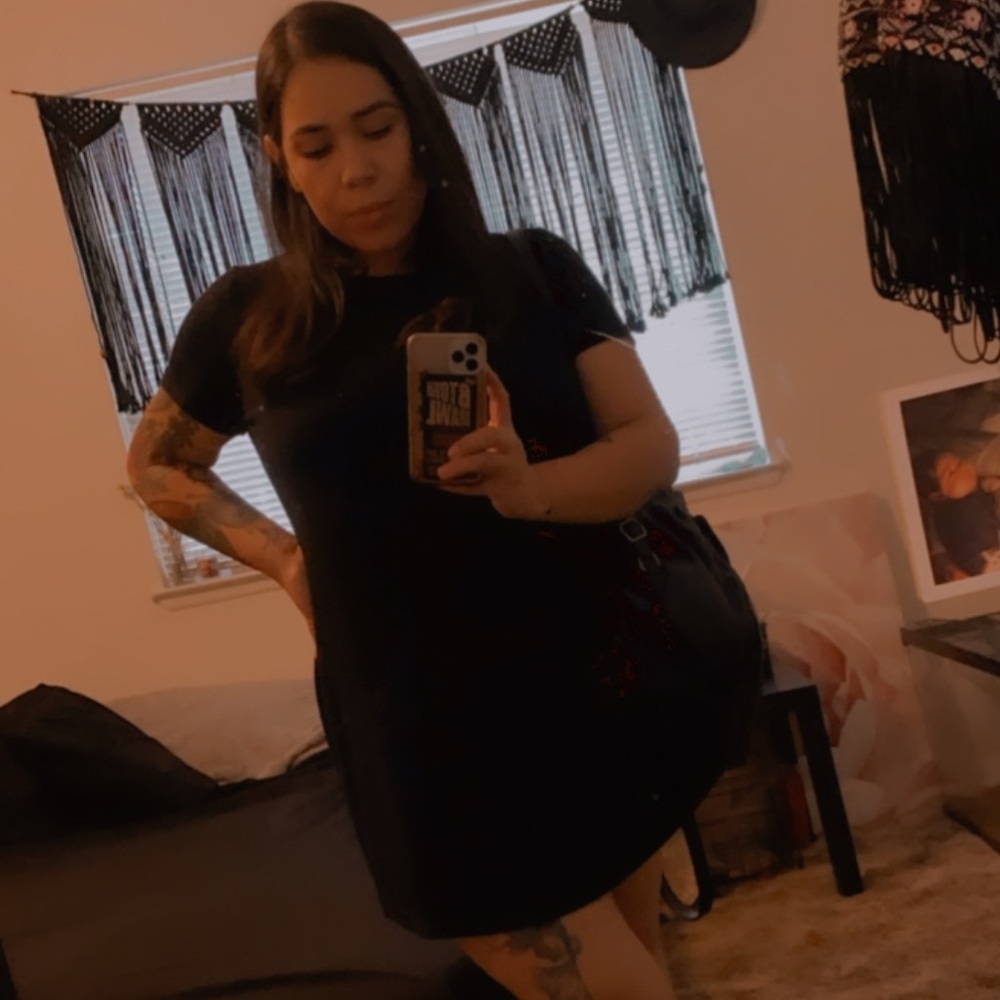 Meet your Posher, Alma!